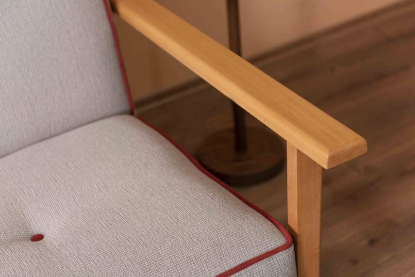 Futon Norik Kanepe – Gri Döşeme, Siyah Ahşap Ayak, Modern Tasarım  - 3